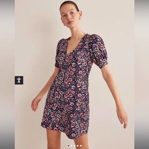 Boden V-Neck Puff Sleeve Jersey Mini Dress in a French Navy Eden Bloom size 10P